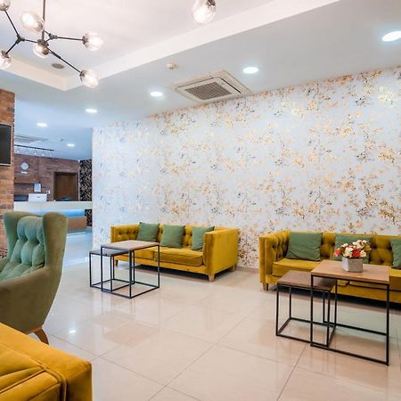 Capitol Hotel By Umbrella Tbilisi Ngoại thất bức ảnh