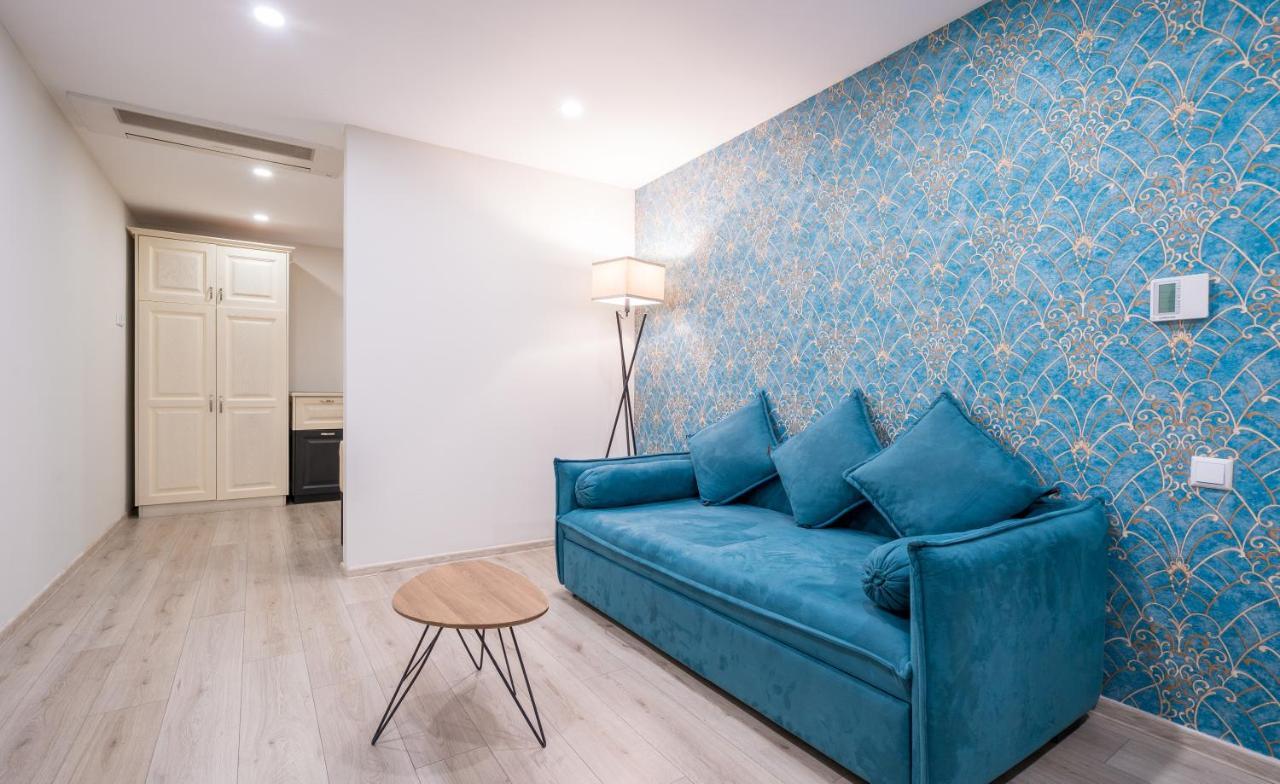 Capitol Hotel By Umbrella Tbilisi Ngoại thất bức ảnh