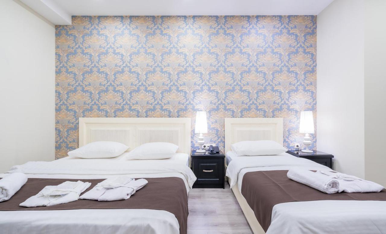 Capitol Hotel By Umbrella Tbilisi Ngoại thất bức ảnh