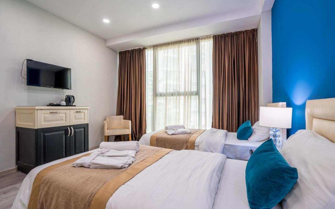 Capitol Hotel By Umbrella Tbilisi Ngoại thất bức ảnh